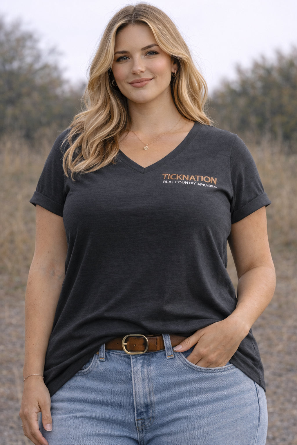 Womans V-neck cuff